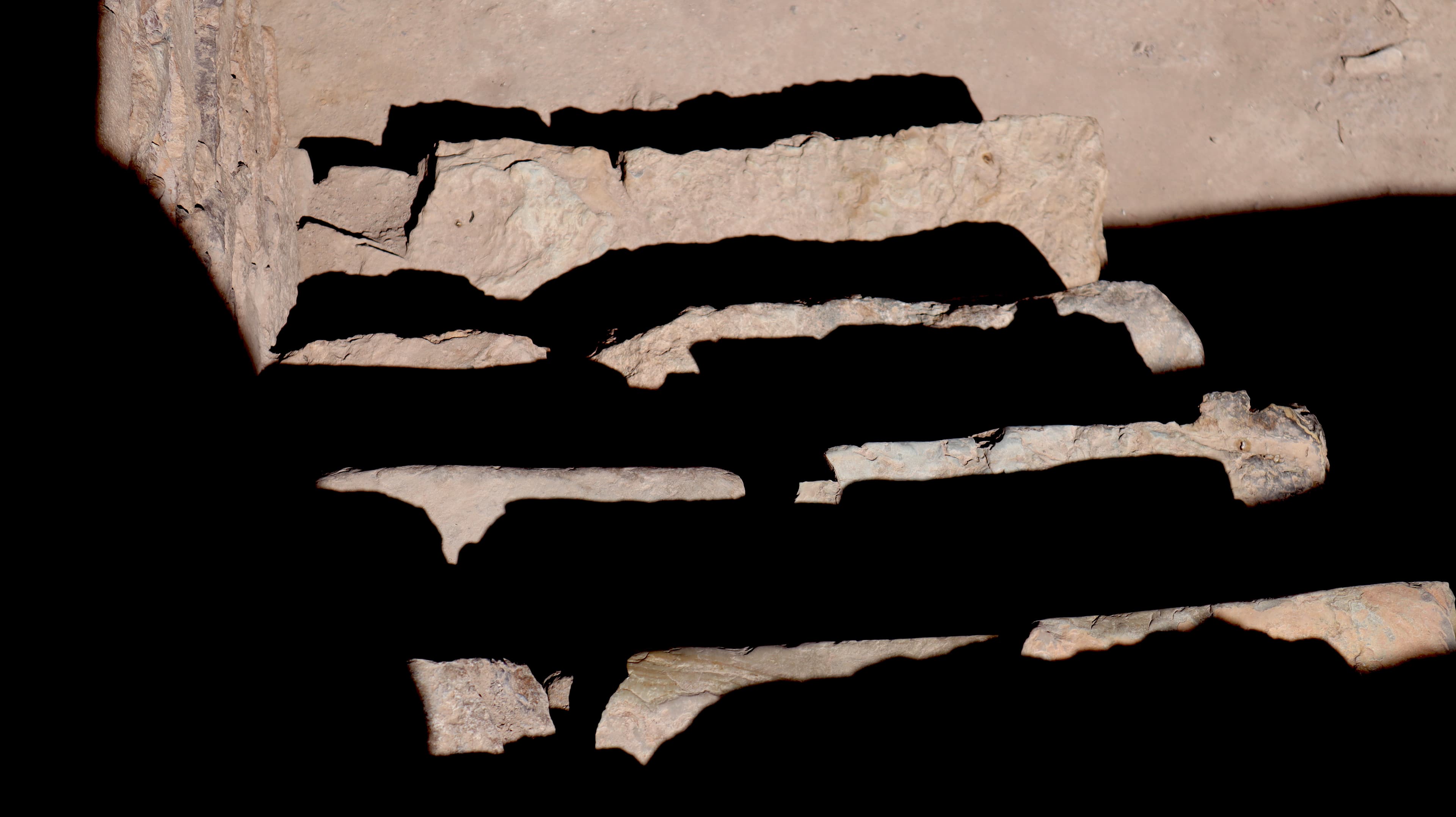 Darkness and Light – an eternal dialogue